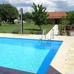 Сasa de vacaciones Stone Medal Drniš