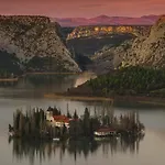 Сasa de vacaciones Stone Medal Drniš