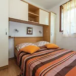 Сasa de vacaciones Stone Medal Drniš