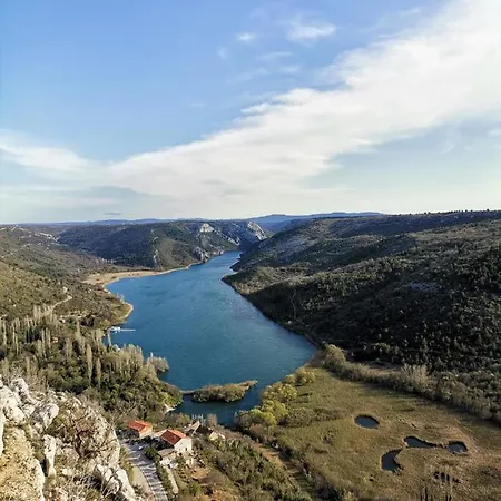 Stone Medal Dom wakacyjny