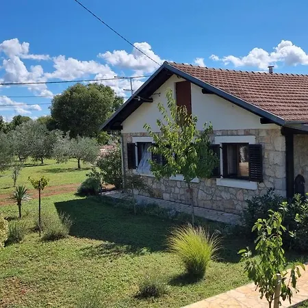 Dom wakacyjny Stone Medal *