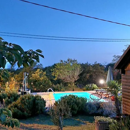 Stone Medal Dom wakacyjny