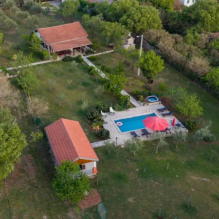 Stone Medal Tatil Evi *