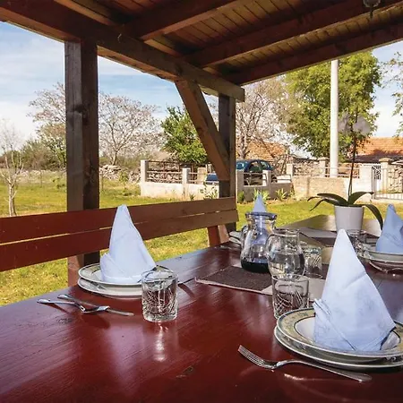 Dom wakacyjny Stone Medal