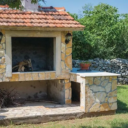 Vakantiehuis Stone Medal Drniš